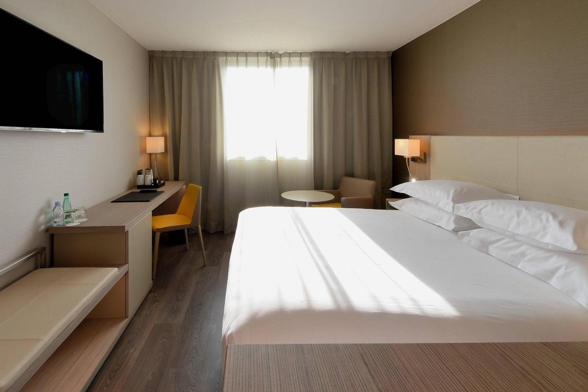 Ac Hotel By Marriott Marseille Prado Velodrome Eksteriør bilde